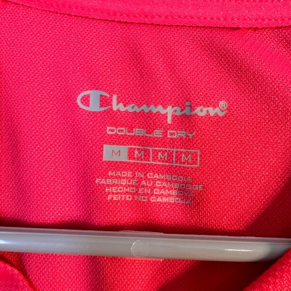 Women’s , champion, t-shirt, size medium. - Picture 5 of 5
